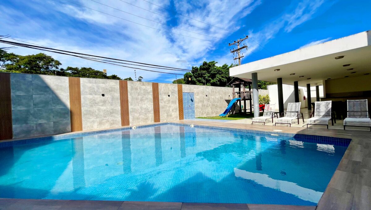 8acde107-6f15-47dc-9973-38b5e6d56eee